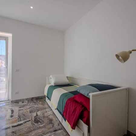 Magnolia House Apartment