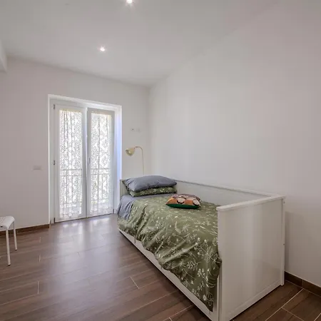 Apartment Magnolia House Fonte Nuova